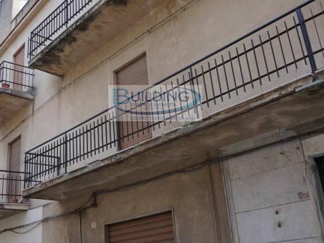 Locale Commerciale in vendita a Quartiere Sant'Antonino, Castelvetrano
