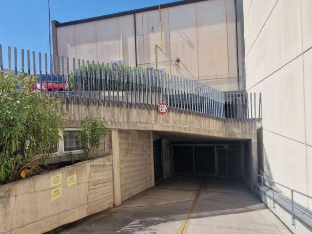 Locale Commerciale in vendita a Cattolica, Reggio Emilia