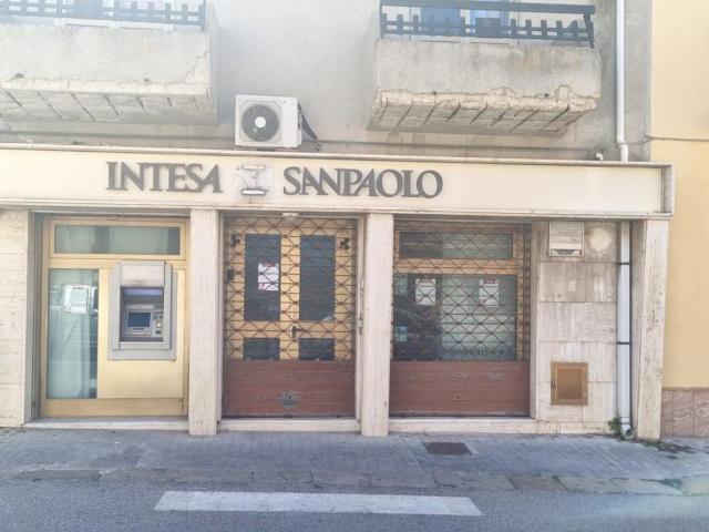 Locale Commerciale in vendita a Cerami, Sicilia