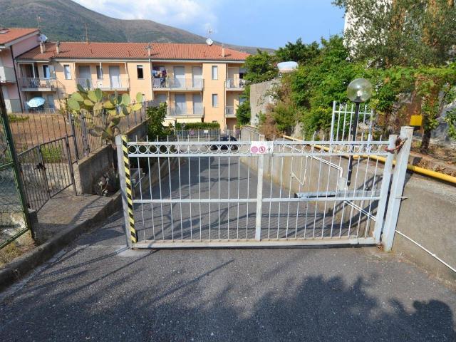 Locale Commerciale in vendita a Ceriale, Liguria