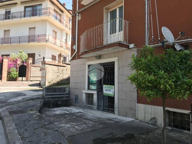 Locale Commerciale in vendita a Cervaro, Lazio