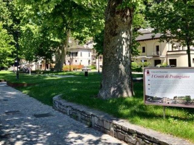 Locale Commerciale in vendita a Raschi, Chiavenna