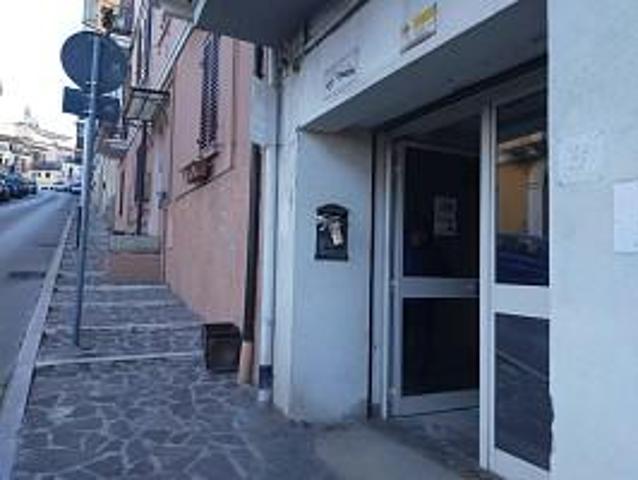 Locale Commerciale in vendita a Pietragrossa, Chieti