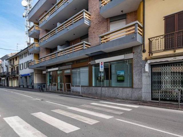 Locale Commerciale in vendita a Piemonte, Vercelli