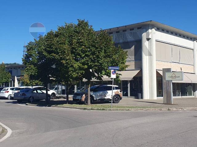Locale Commerciale in vendita a Po' Bandino, Città della Pieve