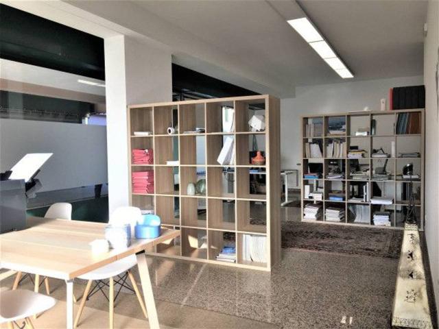 Locale Commerciale in vendita a Pozzetto, Cittadella