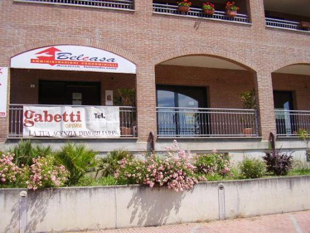 Locale Commerciale in vendita a Comacchio, Reggio Emilia