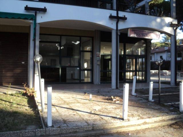 Locale Commerciale in vendita a Comacchio, Reggio Emilia