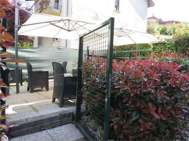 Locale Commerciale in vendita a Sant'Abbondio, Como