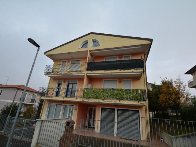 Locale Commerciale in vendita a Coriano, Reggio Emilia