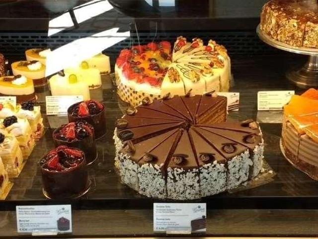 Locale Commerciale in vendita a Rivoltella del Garda, Desenzano Del Garda