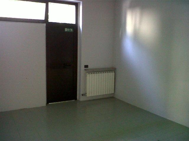 Locale Commerciale in vendita a Borgata Baceno, Piemonte