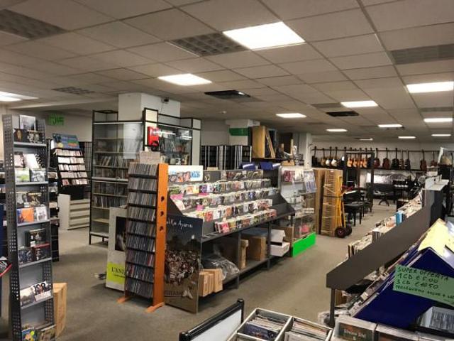 Locale Commerciale in vendita a Unione della Romagna Faentina, Faenza