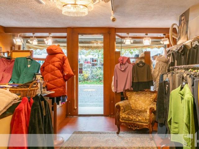 Locale Commerciale in vendita a Boscariz, Feltre