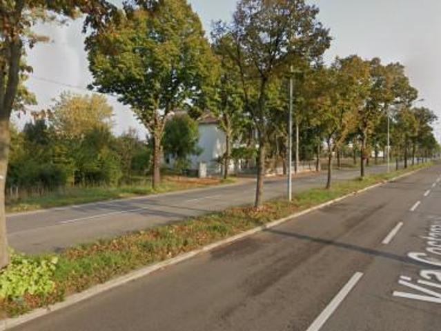 Locale Commerciale in vendita a Unione di Comuni della Romagna Forlivese, Quattro