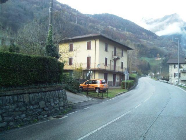 Locale Commerciale in vendita a Gandellino, Lombardia