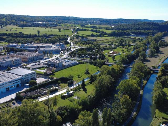 Locale Commerciale in vendita a Comunità montana della Valle Sabbia, Gavardo