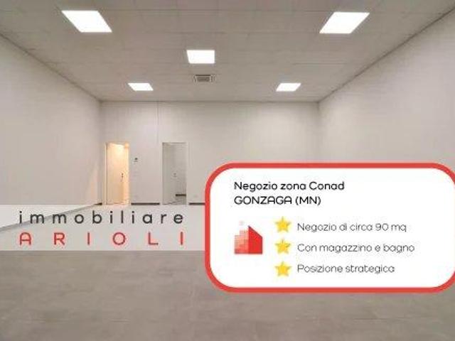 Locale Commerciale in vendita a Bondeno Di Gonzaga, Lombardia
