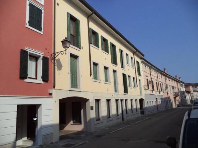 Locale Commerciale in vendita a Località Saleti, Gradisca D'isonzo