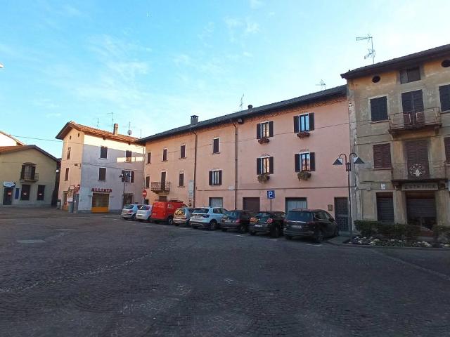 Locale Commerciale in vendita a Piemonte, Novara