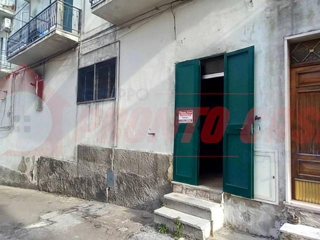 Locale Commerciale in vendita a Puglia, Foggia