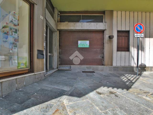 Locale Commerciale in vendita a Piemonte, Vercelli