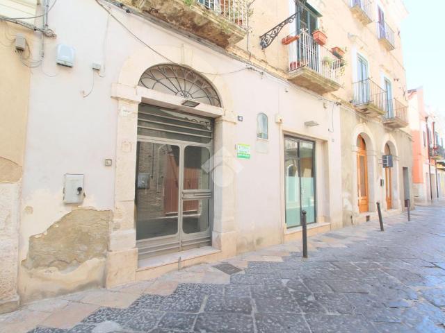 Locale Commerciale in vendita a Puglia, Foggia