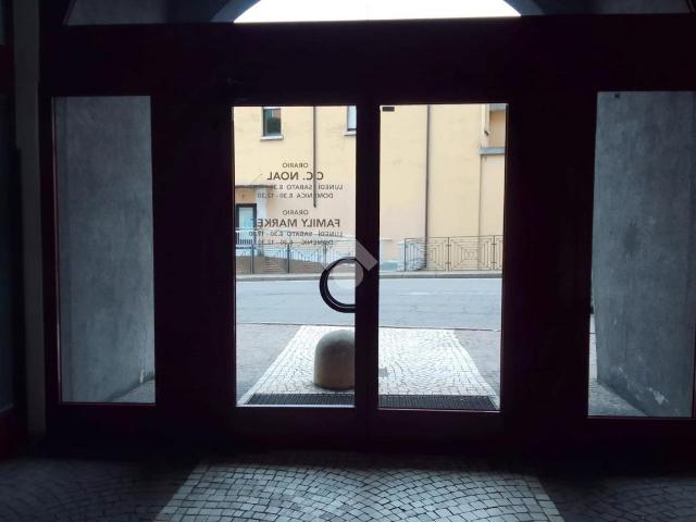 Locale Commerciale in vendita a Comunità montana della valle Trompia, Lumezzane