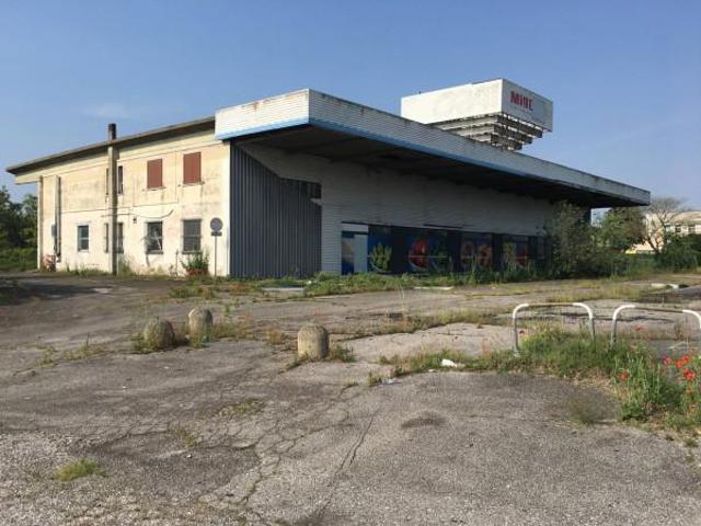 Locale Commerciale in vendita a Marcaria, Lombardia