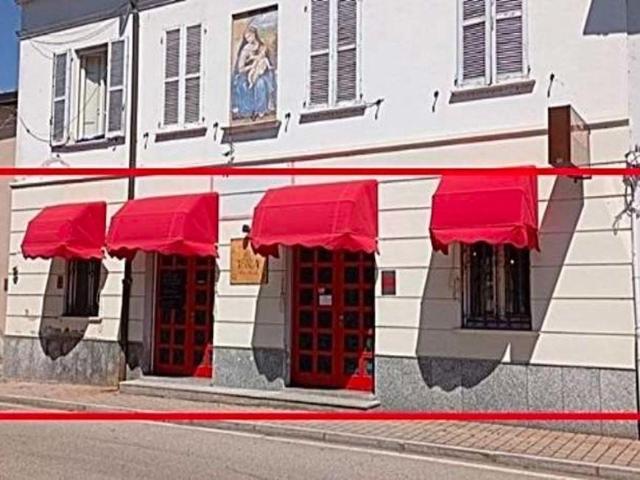 Locale Commerciale in vendita a Marcignago, Lombardia