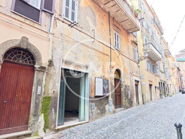Locale Commerciale in vendita a Roma Capitale, Lazio