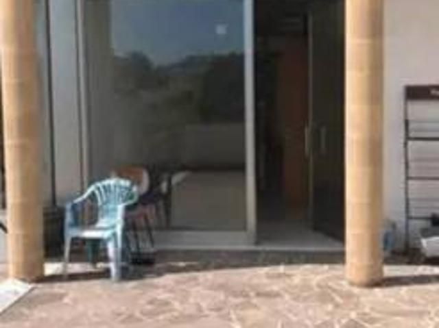 Locale Commerciale in vendita a Puglia, Lecce
