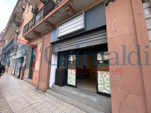 Locale Commerciale in vendita a III Circoscrizione, Messina
