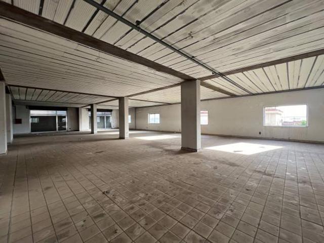 Locale Commerciale in vendita a I Circoscrizione, Messina