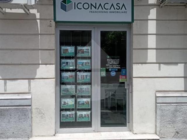 Locale Commerciale in vendita a IV Circoscrizione, Messina