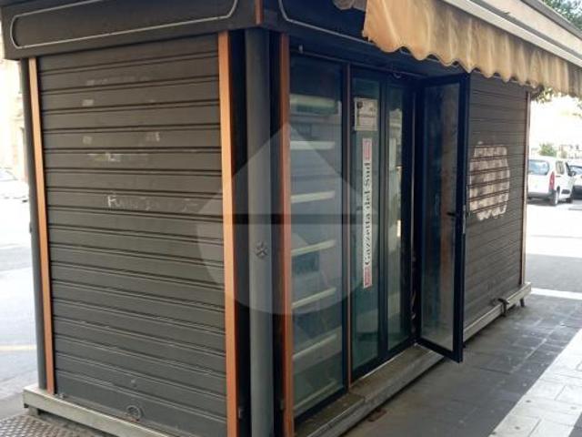 Locale Commerciale in vendita a IV Circoscrizione, Messina