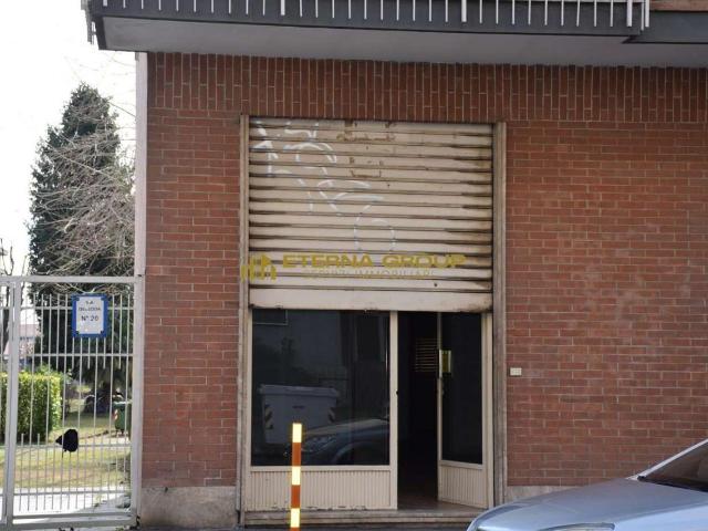 Locale Commerciale in vendita a Piemonte, Torino