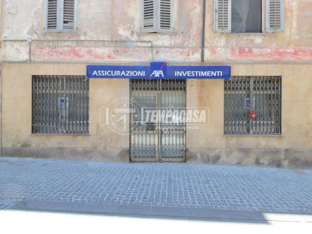 Locale Commerciale in vendita a Piemonte, Cuneo