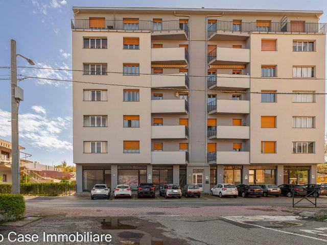 Locale Commerciale in vendita a Balme, Piemonte