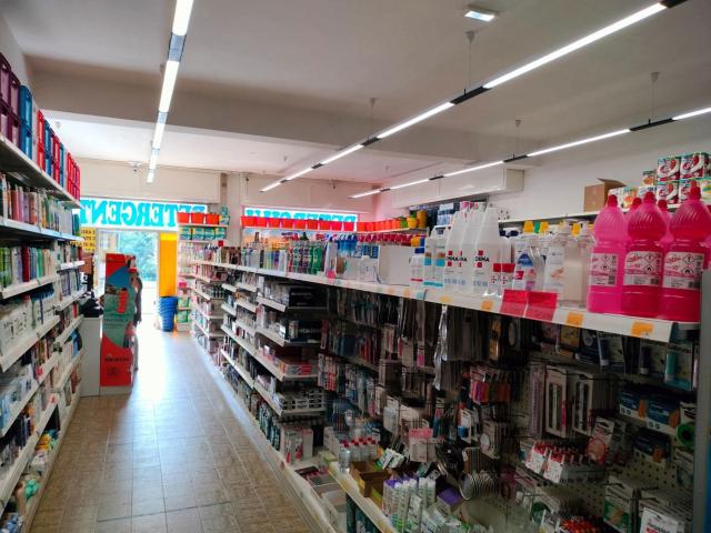 Locale Commerciale in vendita a Unione dei comuni Valli del Reno, Lavino e Samoggia, Monte San Pietro