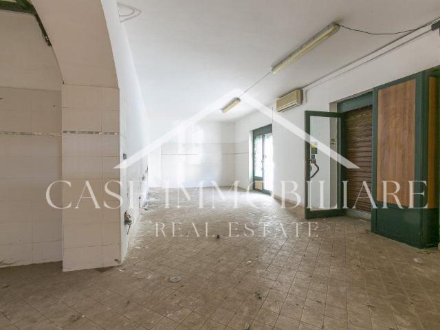 Locale Commerciale in vendita a Monterotondo Scalo, Roma Capitale