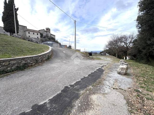 Locale Commerciale in vendita a Narni, Umbria