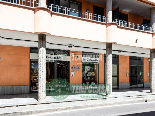Locale Commerciale in vendita a Nerviano, Lombardia