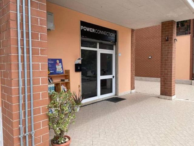 Locale Commerciale in vendita a Cretarossa, Roma Capitale