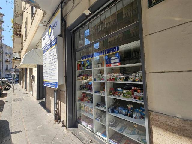 Locale Commerciale in vendita a Piedimonte, Nocera Inferiore