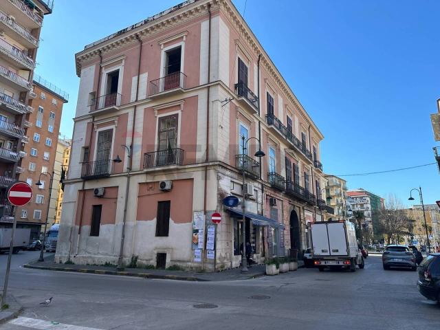 Locale Commerciale in vendita a Piedimonte, Nocera Inferiore