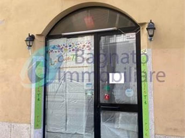 Locale Commerciale in vendita a Porta Mortara, Piemonte