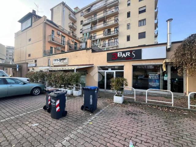 Locale Commerciale in vendita a Piemonte, Alessandria