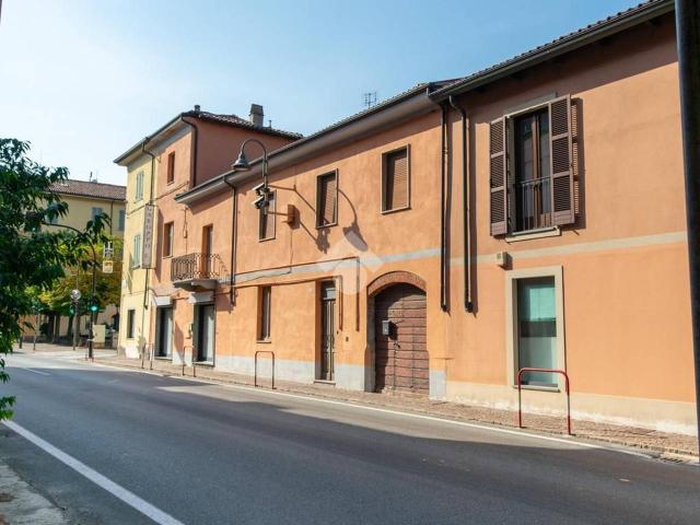 Locale Commerciale in vendita a Piemonte, Alessandria