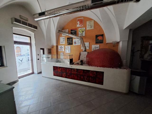 Locale Commerciale in vendita a Puglia, Brindisi